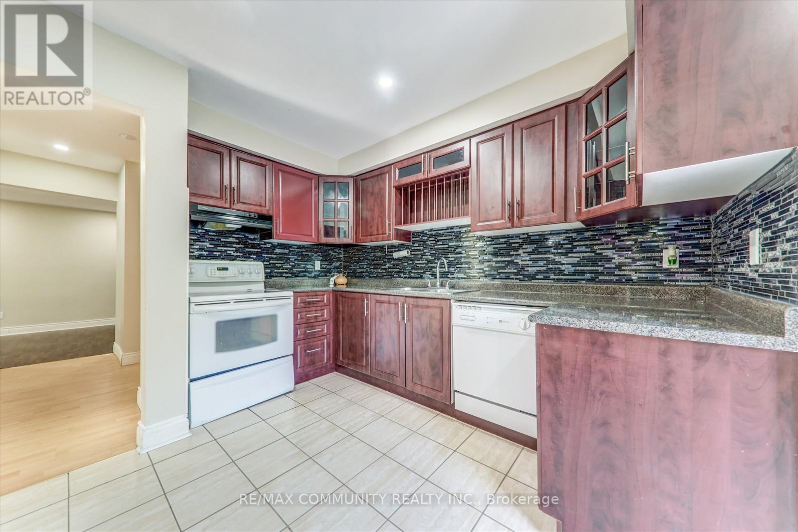 7 Adams Drive, Ajax, Ontario  L1S 5Y6 - Photo 17 - E12473393