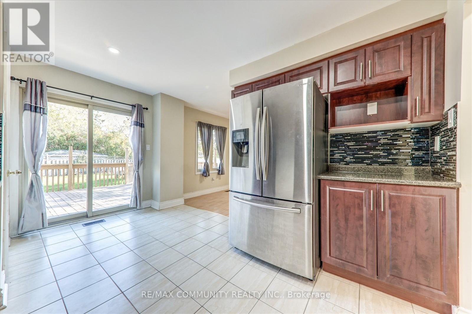7 Adams Drive, Ajax, Ontario  L1S 5Y6 - Photo 18 - E12473393