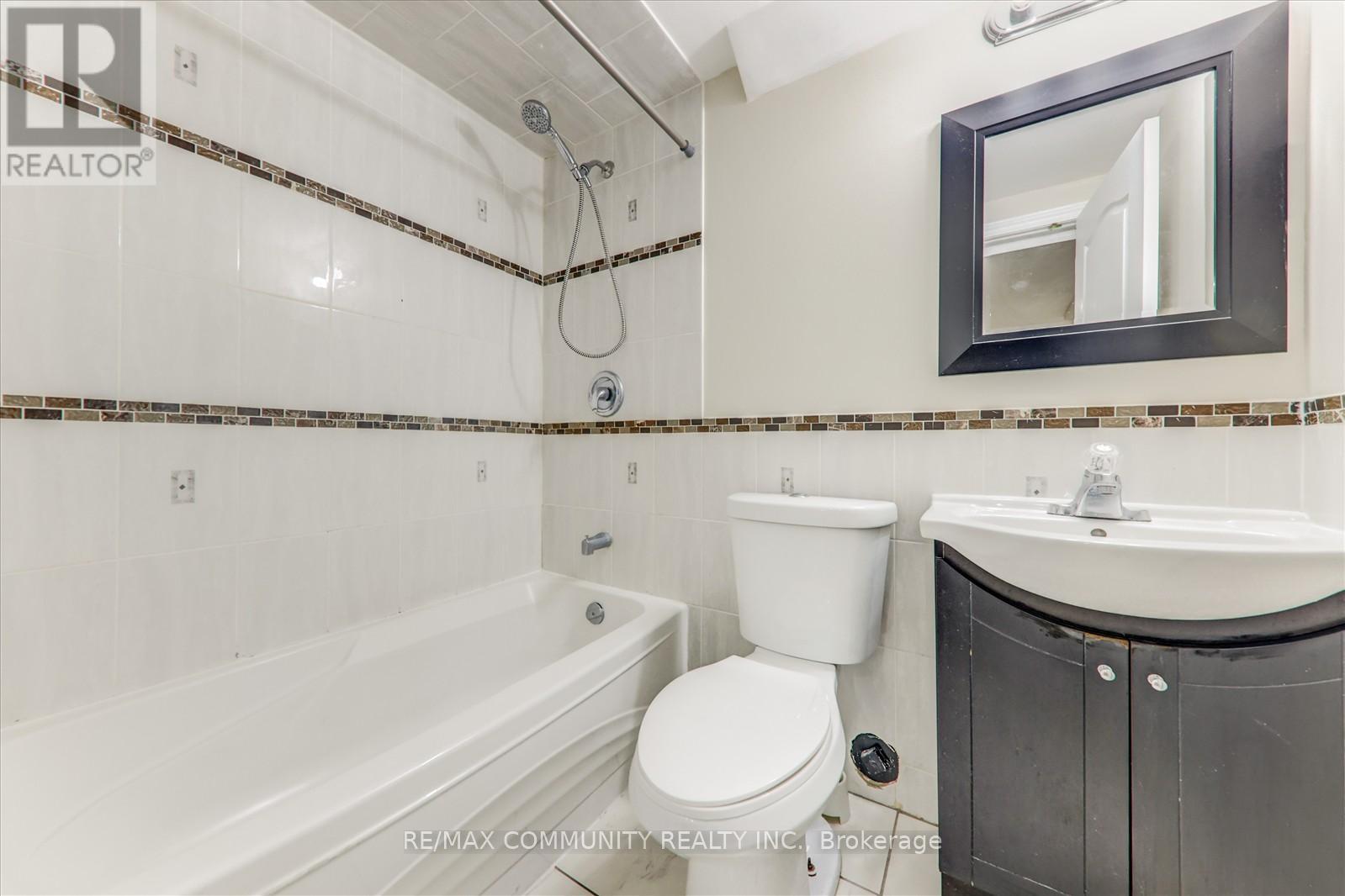 7 Adams Drive, Ajax, Ontario  L1S 5Y6 - Photo 40 - E12473393