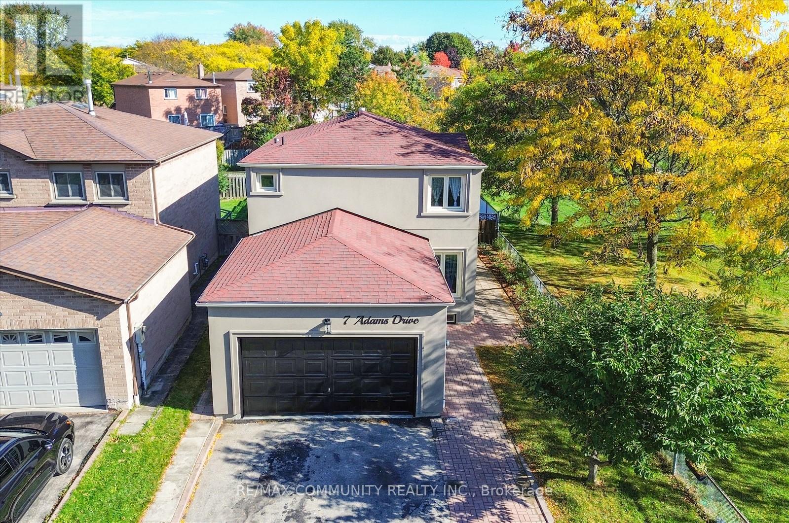 7 Adams Drive, Ajax, Ontario  L1S 5Y6 - Photo 9 - E12473393