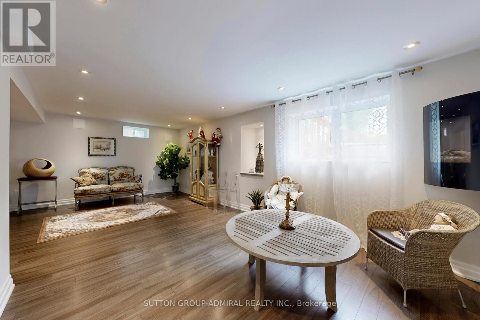 62 Waterton Way, Bradford West Gwillimbury, Ontario  L3Z 0R3 - Photo 36 - N12435089