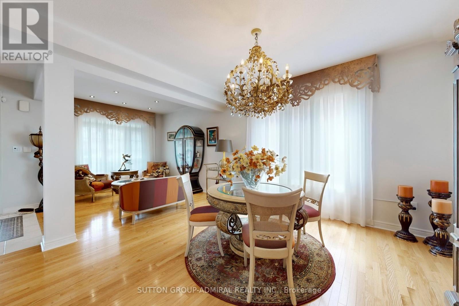 62 Waterton Way, Bradford West Gwillimbury, Ontario  L3Z 0R3 - Photo 7 - N12435089