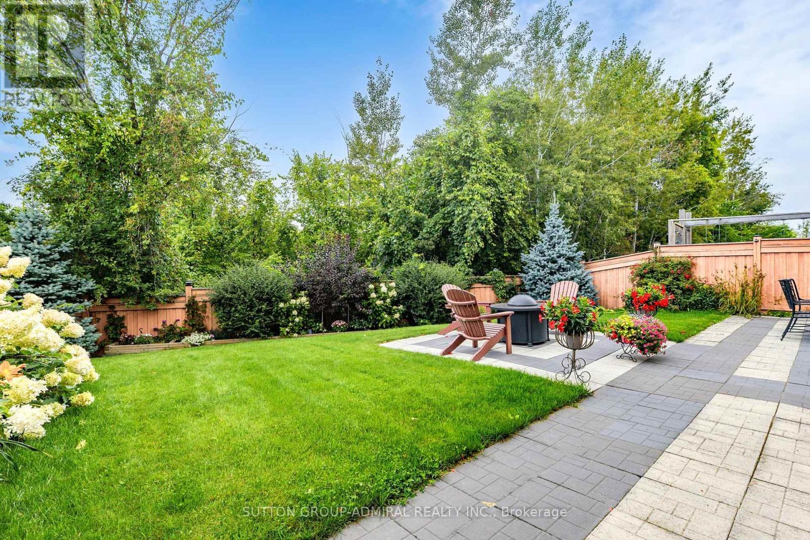 62 Waterton Way, Bradford West Gwillimbury, Ontario  L3Z 0R3 - Photo 48 - N12435089