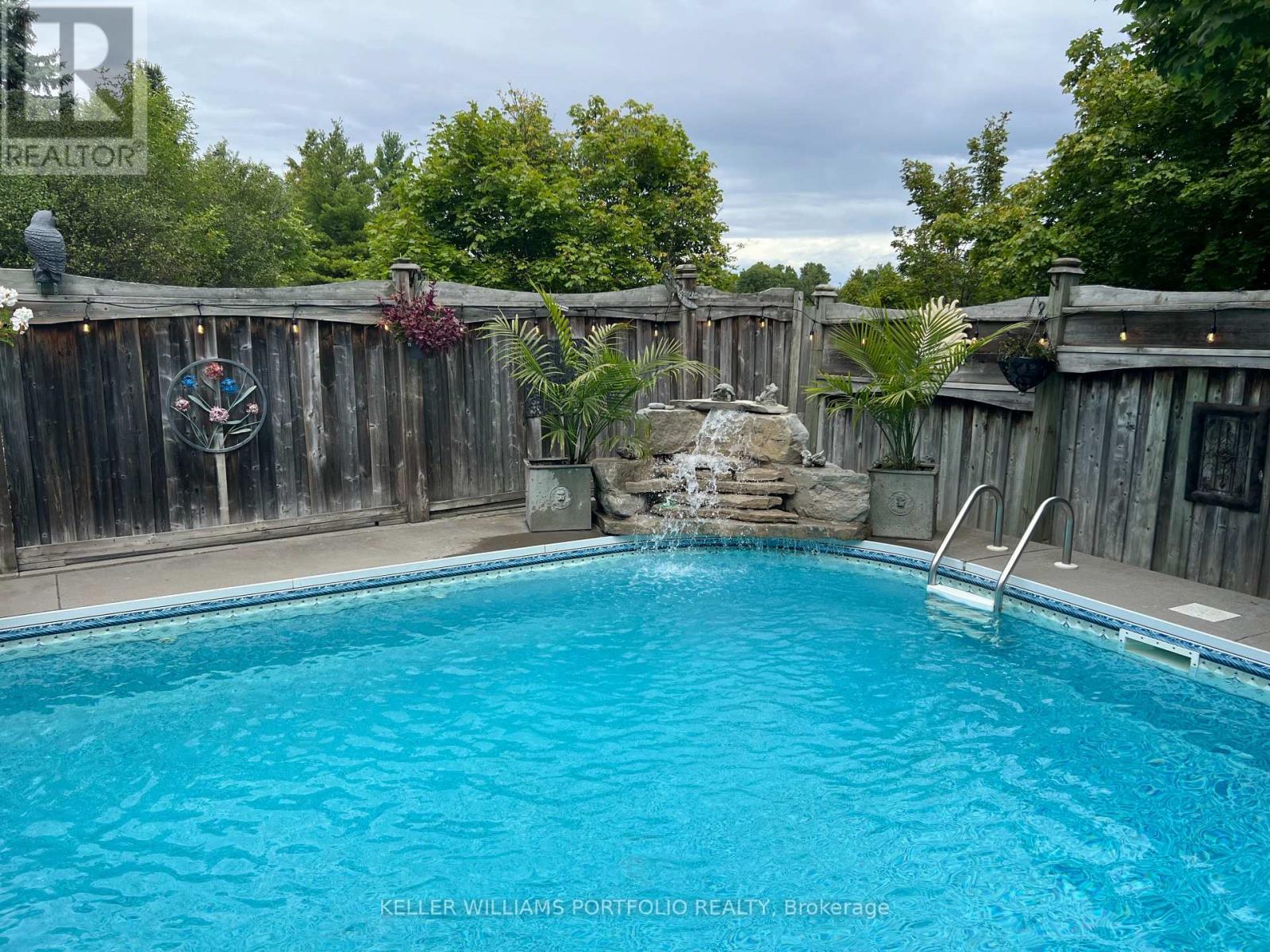 8 Vista View Court, Caledon, Ontario  L7C 1E1 - Photo 35 - W12472363
