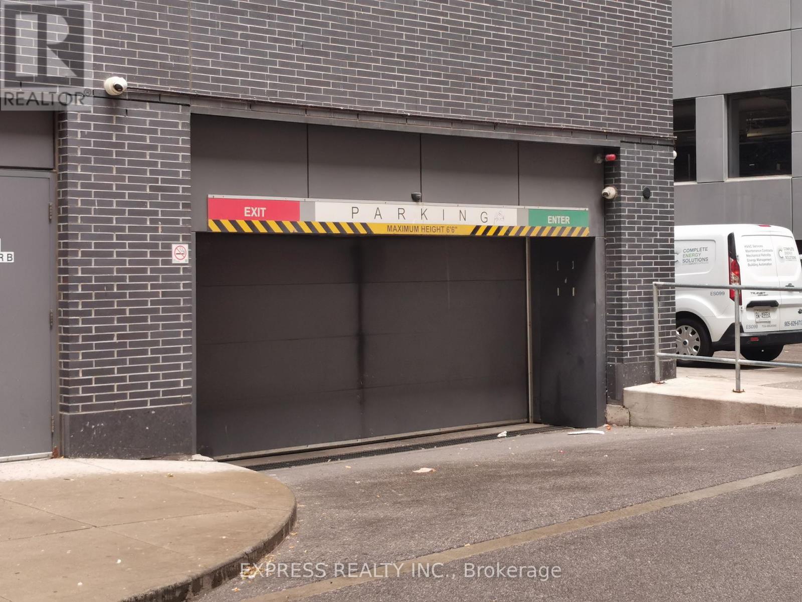 409 - 101 Peter Street, Toronto, Ontario  M5V 2G9 - Photo 3 - C12473357