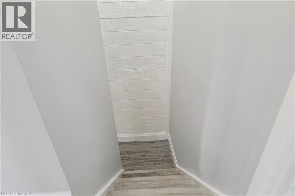 122 Mooregate Crescent, Kitchener, Ontario  N2M 2G1 - Photo 35 - 40780931