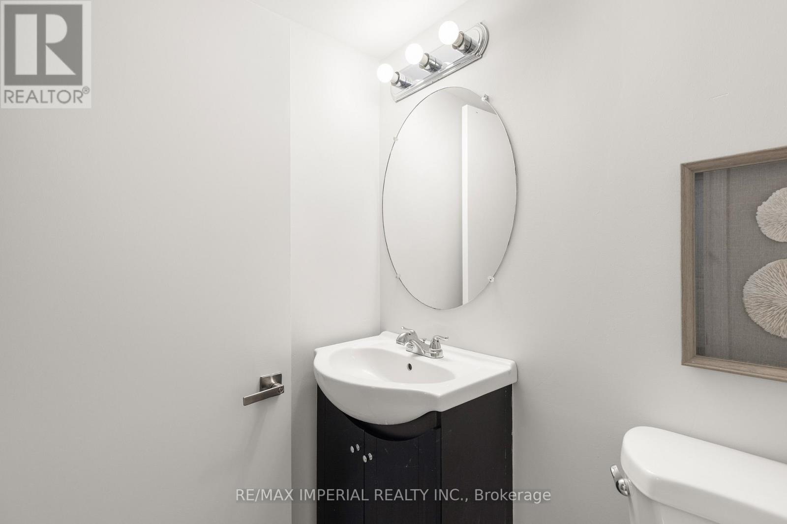 44 Hawkview Boulevard, Vaughan, Ontario  L4H 2E2 - Photo 37 - N12473265