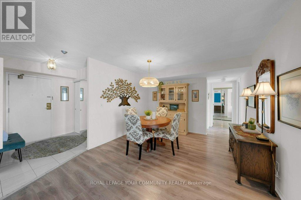 1407 - 33 Weldrick Road E, Richmond Hill, Ontario  L4C 8W4 - Photo 14 - N12473333