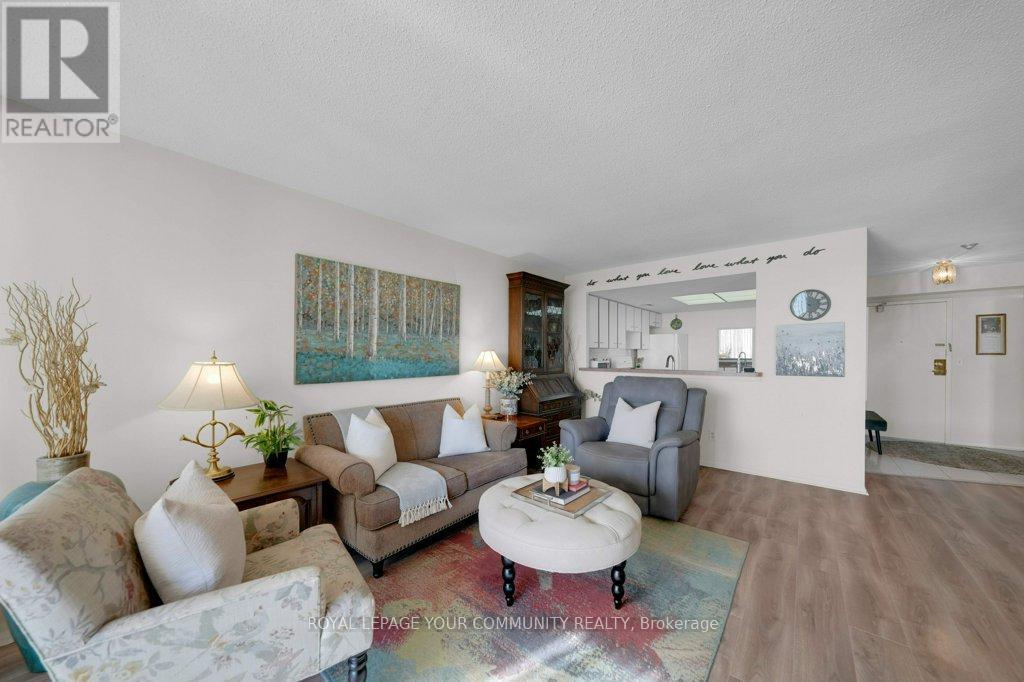 1407 - 33 Weldrick Road E, Richmond Hill, Ontario  L4C 8W4 - Photo 16 - N12473333