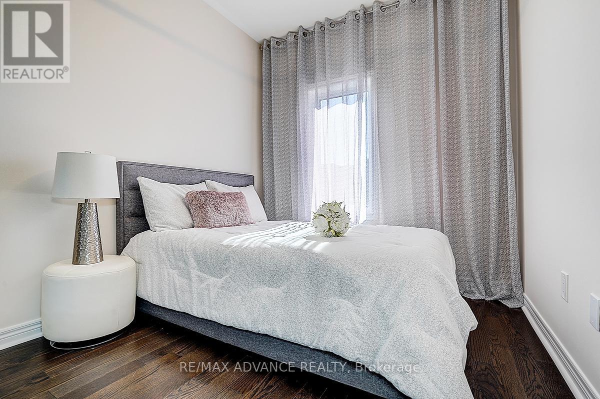 30 Laskin Drive, Vaughan, Ontario  L6A 5A4 - Photo 26 - N12473369