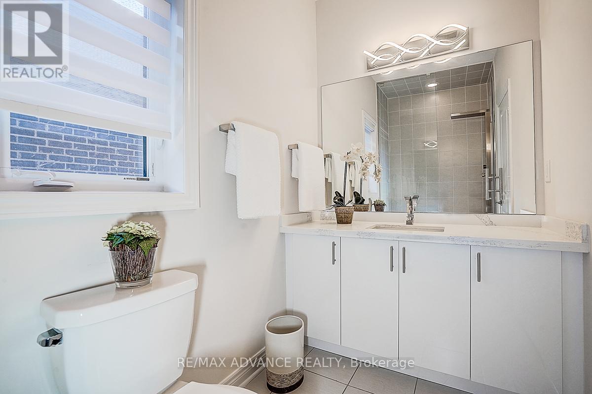 30 Laskin Drive, Vaughan, Ontario  L6A 5A4 - Photo 30 - N12473369