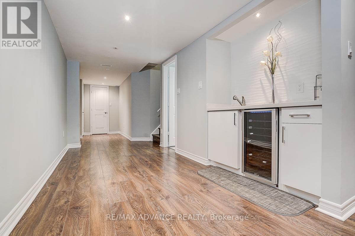 30 Laskin Drive, Vaughan, Ontario  L6A 5A4 - Photo 34 - N12473369