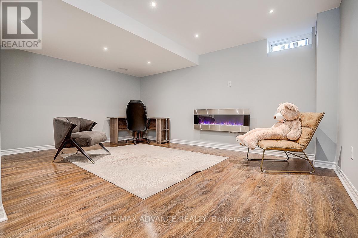 30 Laskin Drive, Vaughan, Ontario  L6A 5A4 - Photo 35 - N12473369
