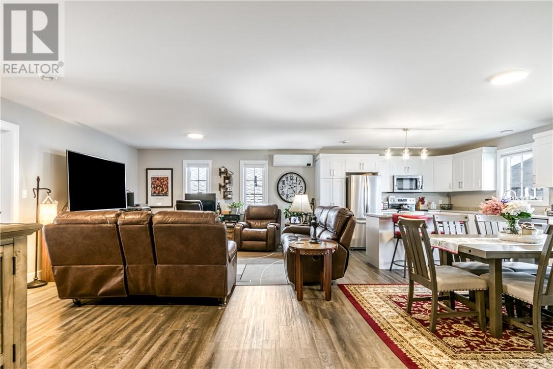 3356 Edna, Chelmsford, Ontario  P0M 1L0 - Photo 4 - 2124437