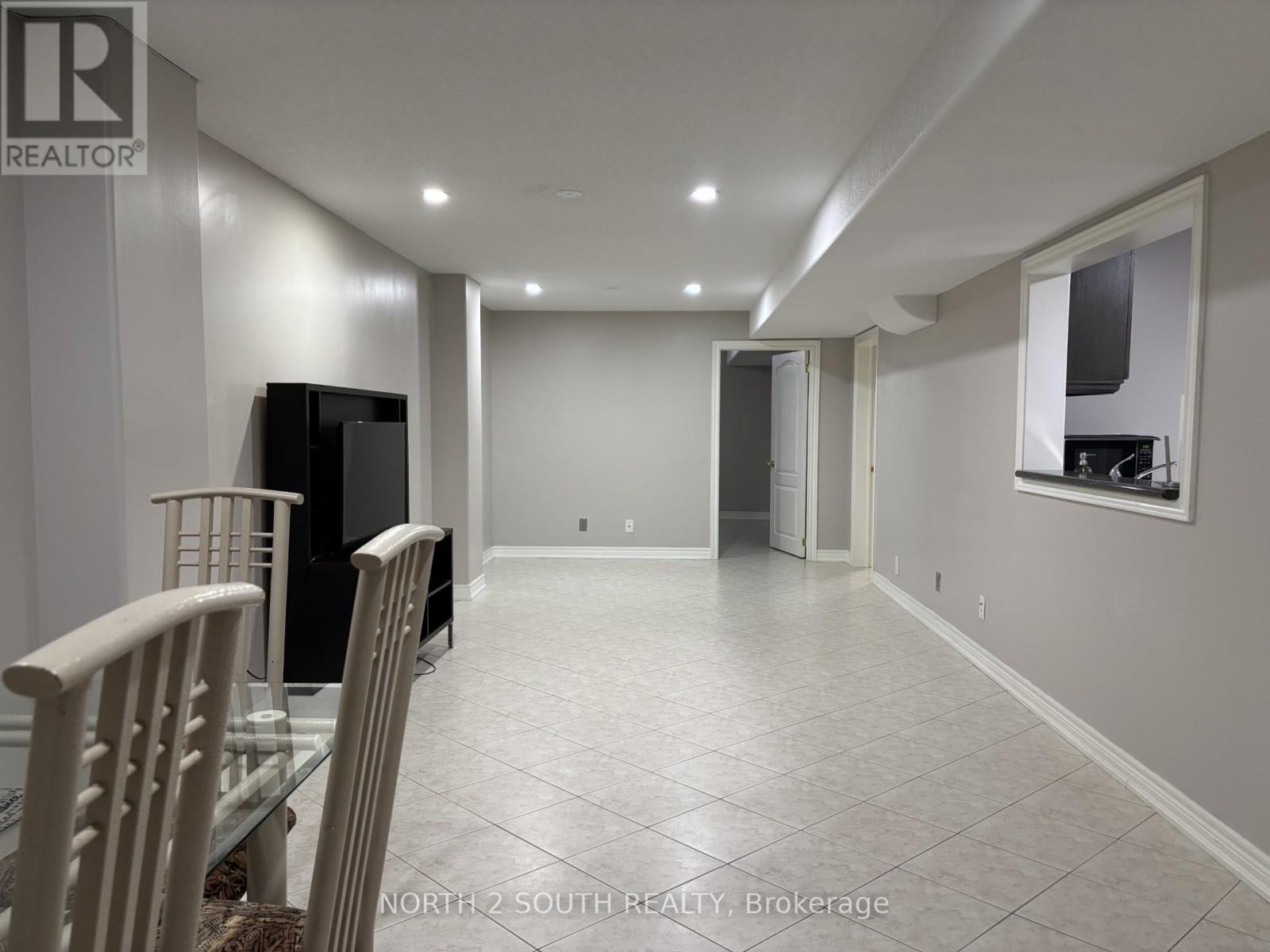 Bsmt - 12 Villandry Crescent, Vaughan, Ontario  L6A 2R1 - Photo 13 - N12447839