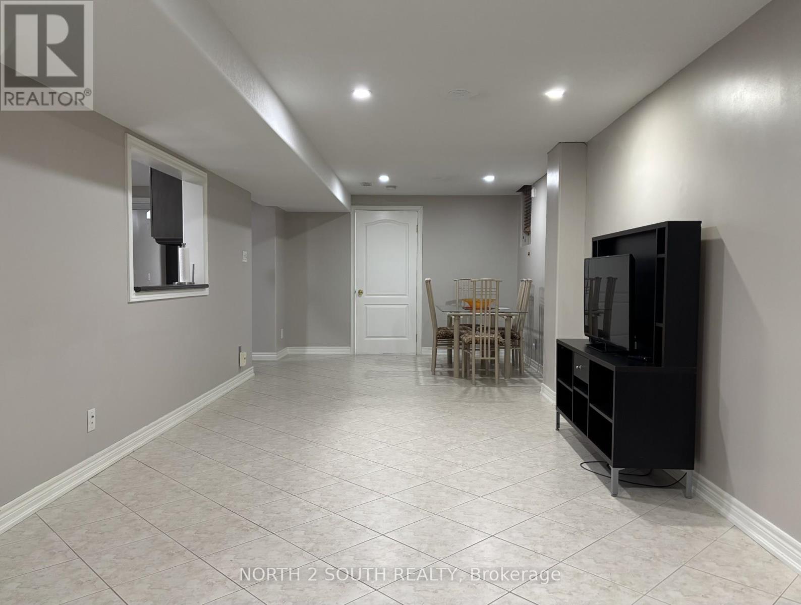 Bsmt - 12 Villandry Crescent, Vaughan, Ontario  L6A 2R1 - Photo 17 - N12447839