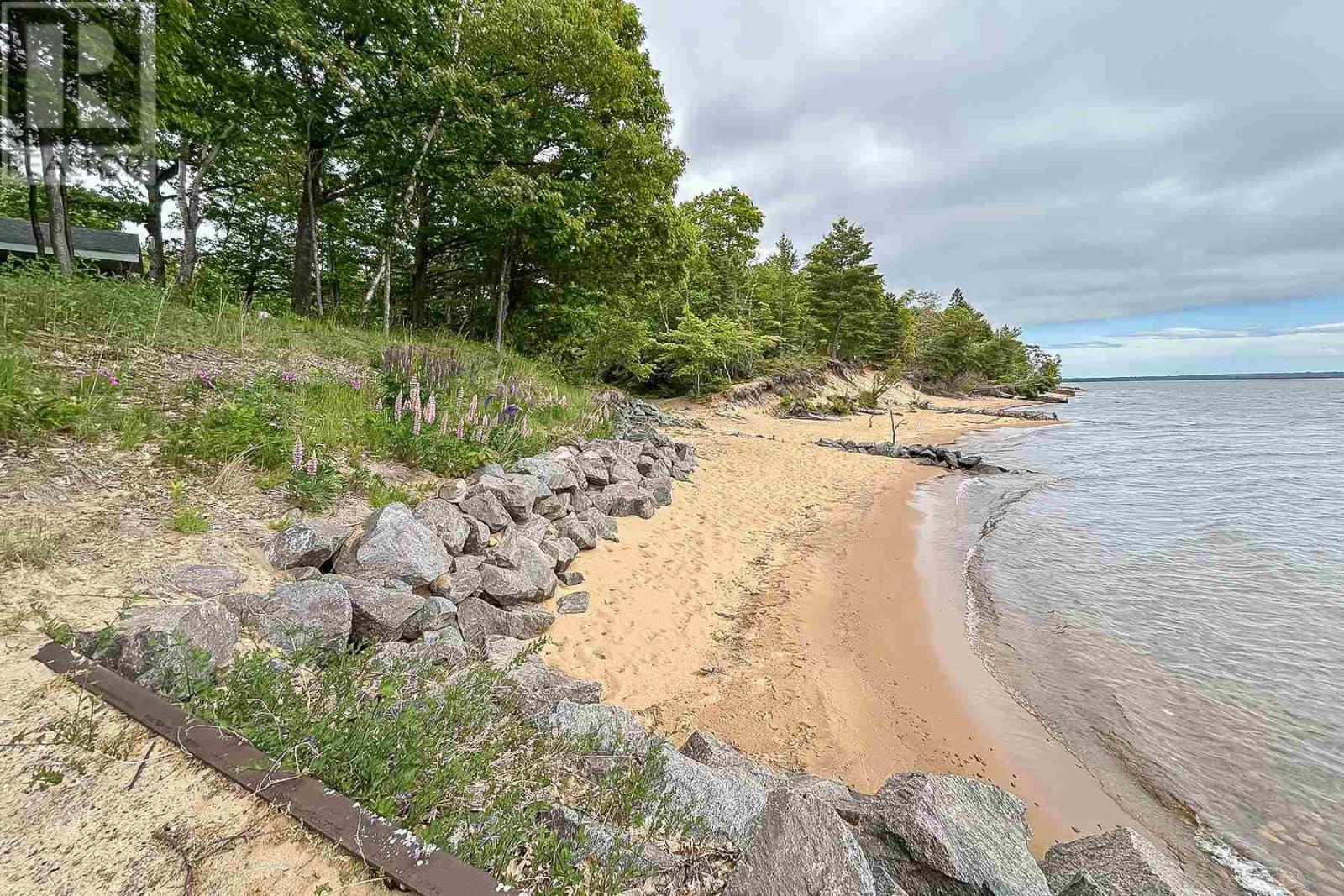 9 Nokomis Beach Rd, Sault Ste. Marie, Ontario  P6A 5K6 - Photo 4 - SM250794
