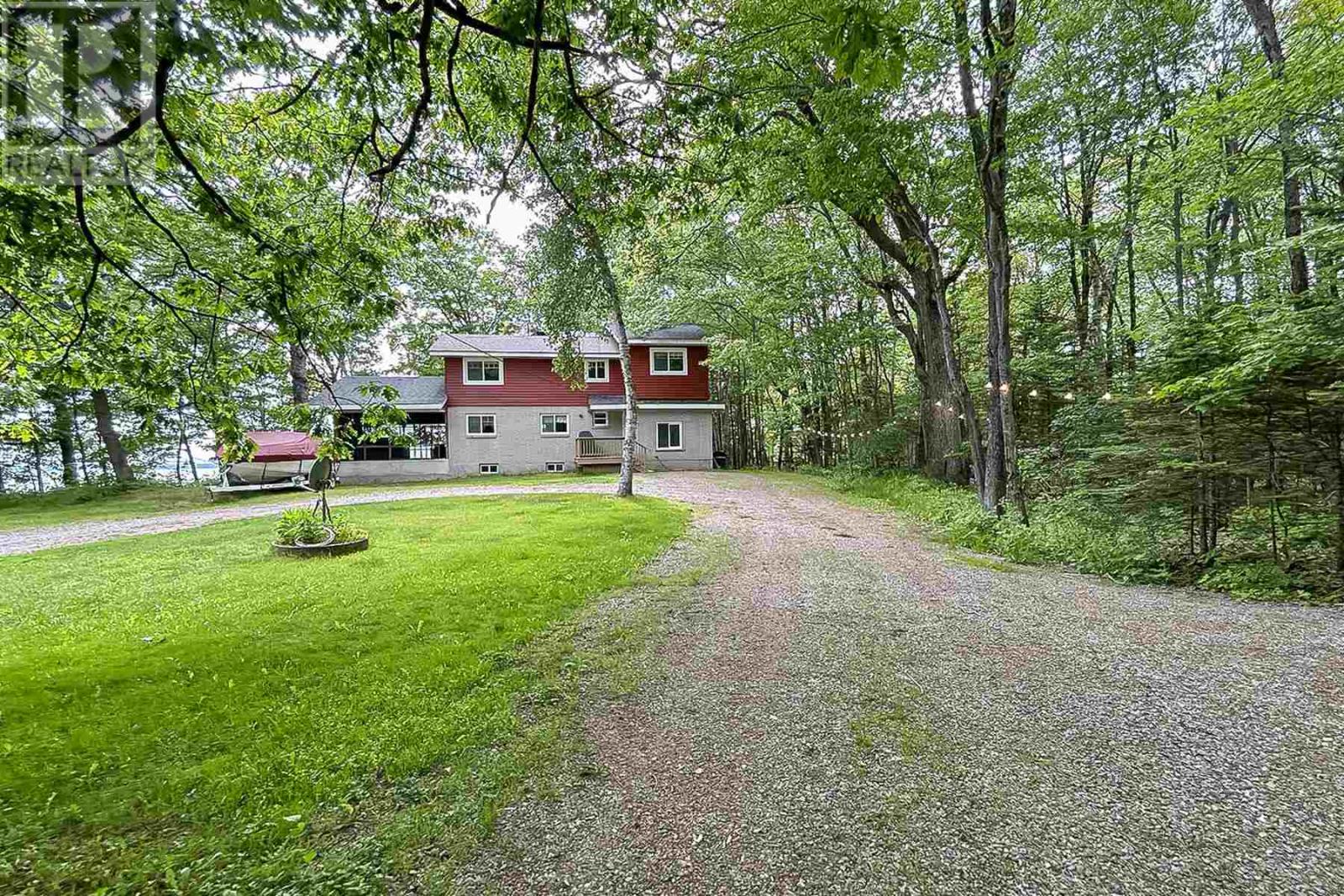 9 Nokomis Beach Rd, Sault Ste. Marie, Ontario  P6A 5K6 - Photo 9 - SM250794