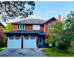 87 BALLARD CRESCENT, Newmarket, Ontario