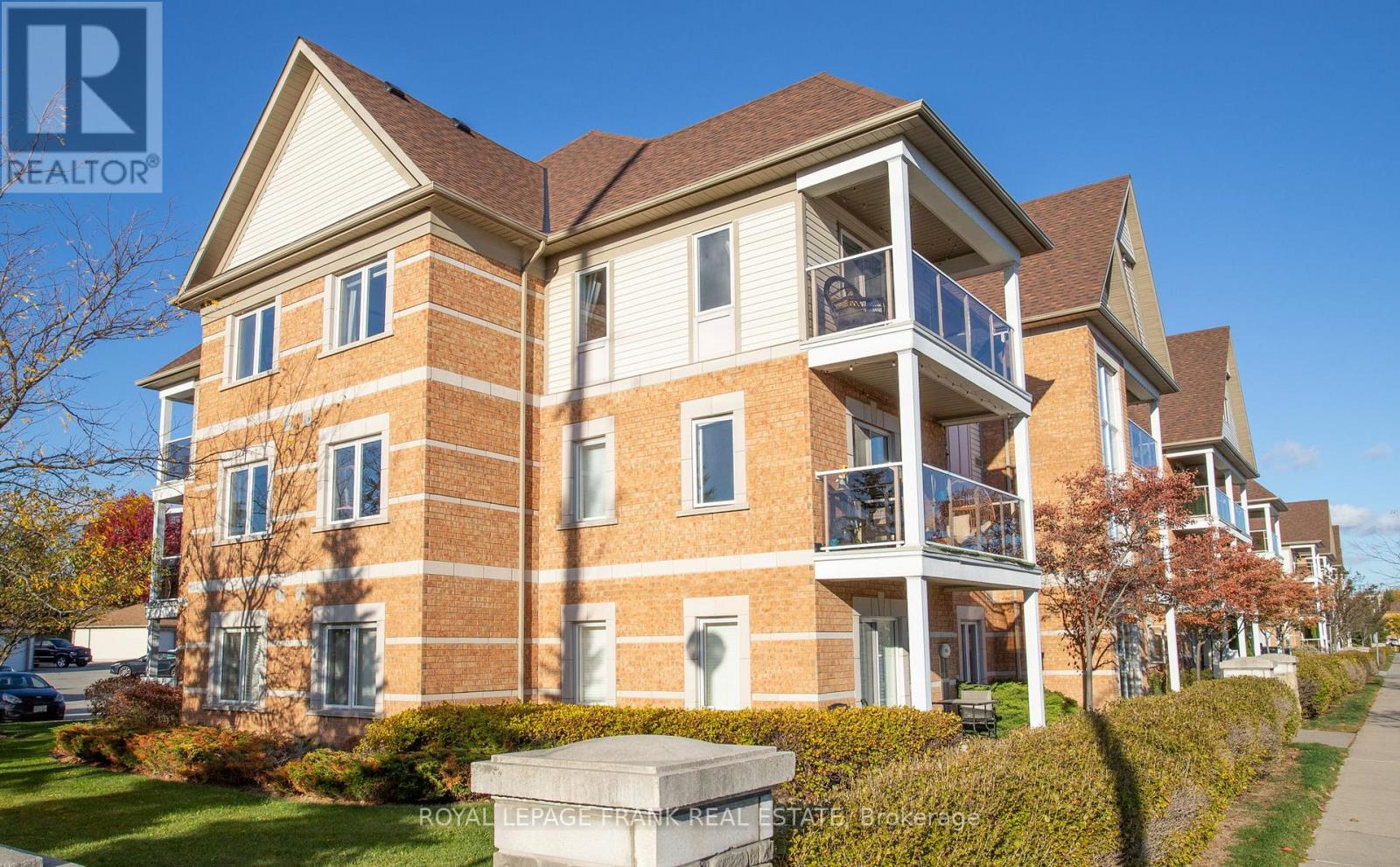 301 - 132 ASPEN SPRINGS DRIVE, Clarington, Ontario