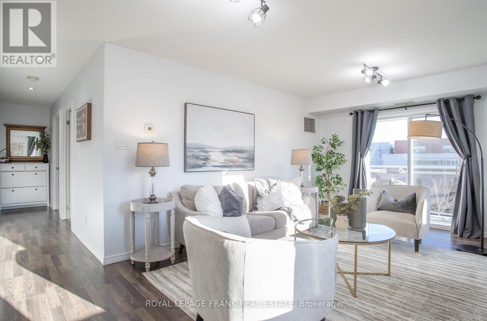 301 - 132 Aspen Springs Drive, Clarington, Ontario  L1C 0H1 - Photo 5 - E12473454