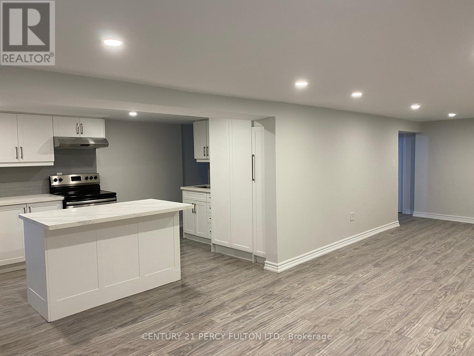 LOWER - 871 LIVERPOOL ROAD, Pickering, Ontario