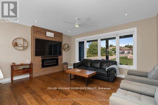 153 Rue Eric, Tiny, Ontario  L9M 0H1 - Photo 5 - S12473252