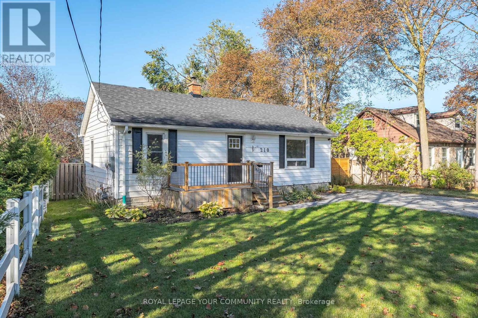 210 COX MILL ROAD, Barrie, Ontario