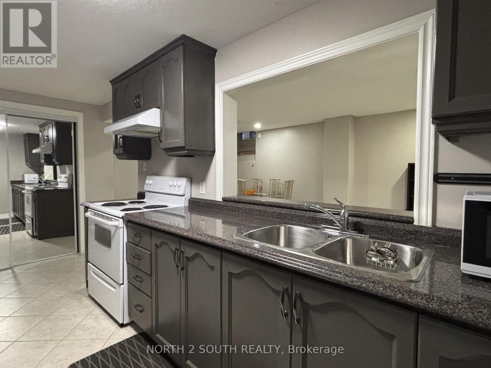 Bsmt - 12 Villandry Crescent, Vaughan, Ontario  L6A 2R1 - Photo 21 - N12447839