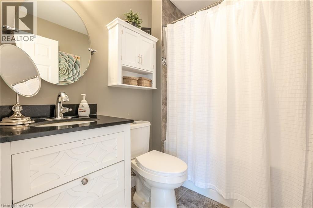 25 Montrose Avenue, Hamilton, Ontario  L8K 4X9 - Photo 21 - 40780914