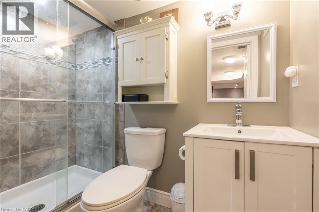 25 Montrose Avenue, Hamilton, Ontario  L8K 4X9 - Photo 33 - 40780914