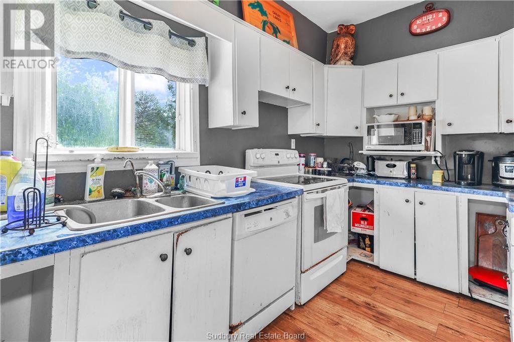 5751 Bidwell Road, Little Current, Ontario  P0P 1K0 - Photo 8 - 2125322