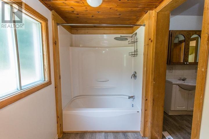 1281 Spring St, Richards Landing, Ontario  P0R 1J0 - Photo 10 - SM253027