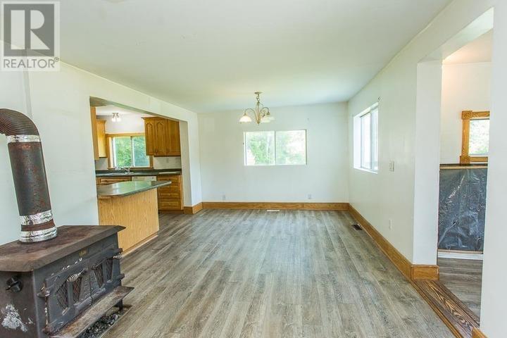 1281 Spring St, Richards Landing, Ontario  P0R 1J0 - Photo 3 - SM253027