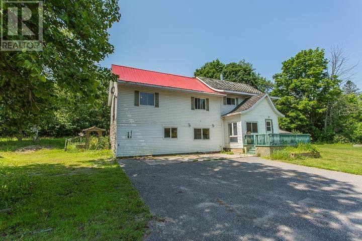 1281 Spring St, Richards Landing, Ontario  P0R 1J0 - Photo 32 - SM253027