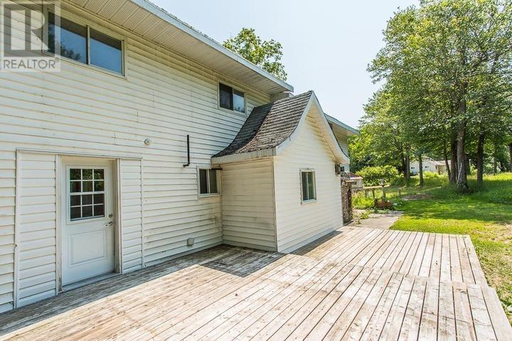 1281 Spring St, Richards Landing, Ontario  P0R 1J0 - Photo 33 - SM253027