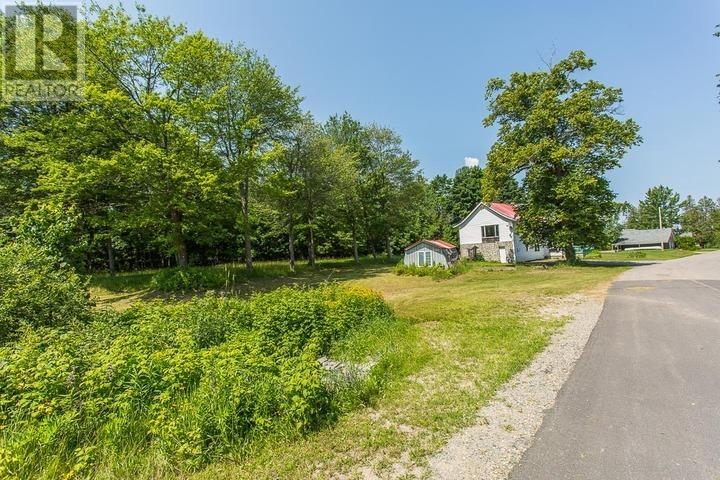 1281 Spring St, Richards Landing, Ontario  P0R 1J0 - Photo 45 - SM253027