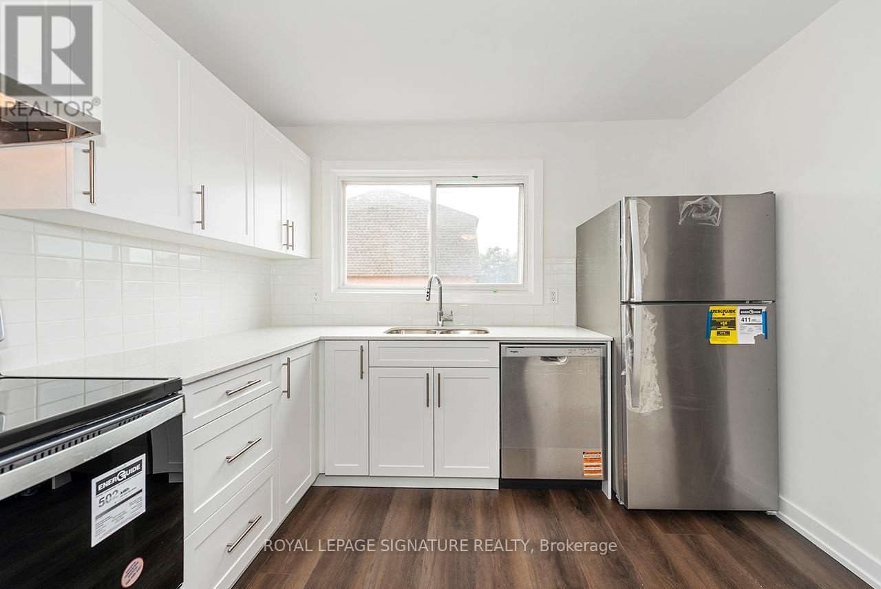 2 - 20 Anna Capri Drive, Hamilton (Templemead), Ontario  L8W 1M6 - Photo 13 - X12440102