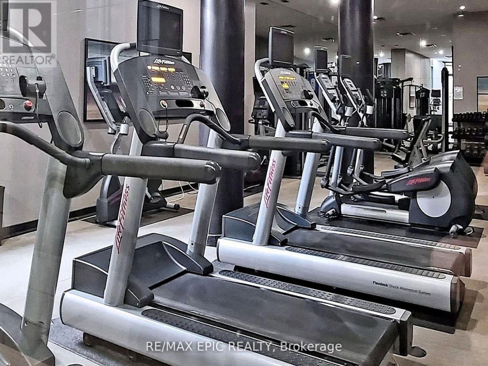 Ph203 - 770 Bay Street, Toronto, Ontario  M5G 1N6 - Photo 6 - C12439619