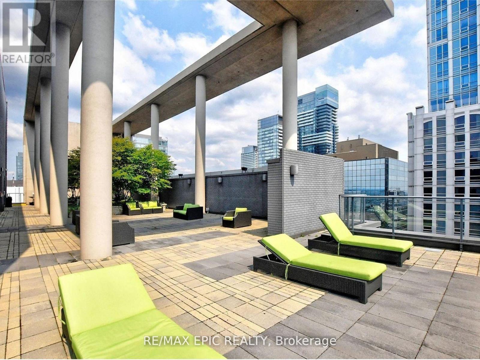 Ph203 - 770 Bay Street, Toronto, Ontario  M5G 1N6 - Photo 8 - C12439619