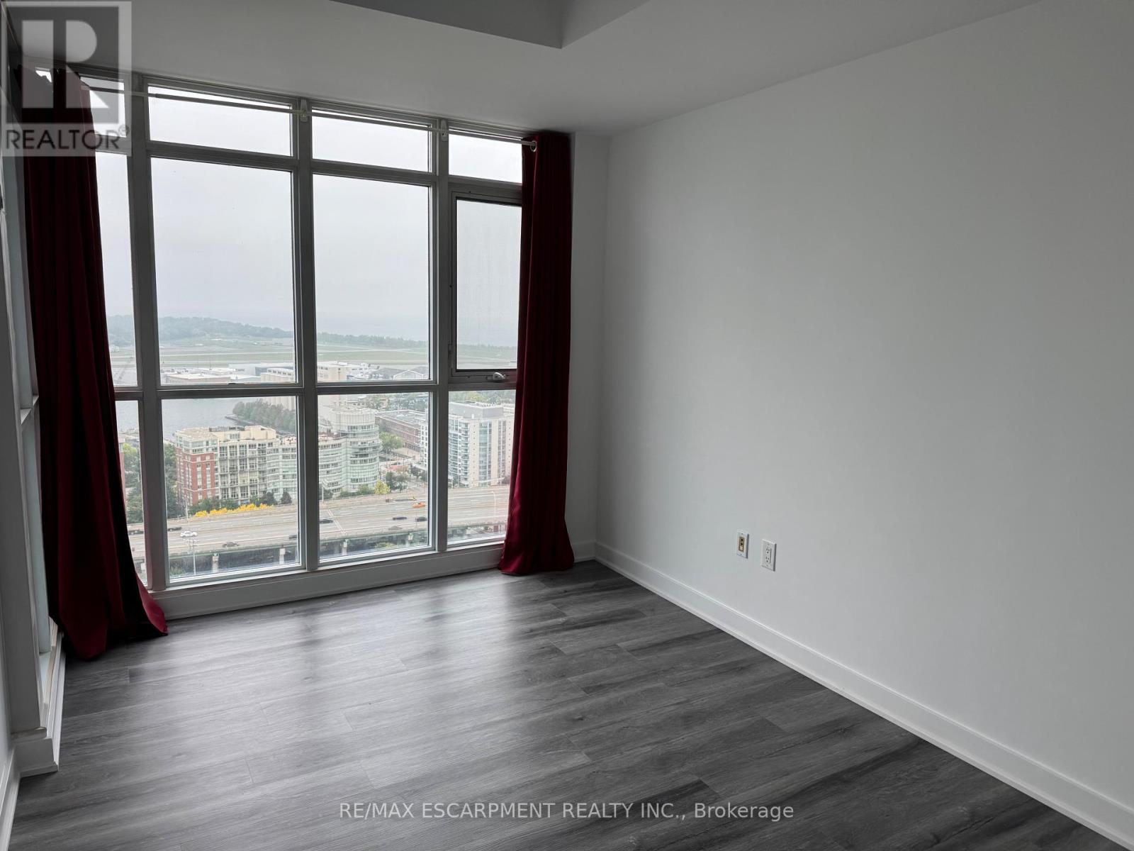 3108 - 15 Iceboat Terrace, Toronto, Ontario  M5V 4A5 - Photo 22 - C12427238