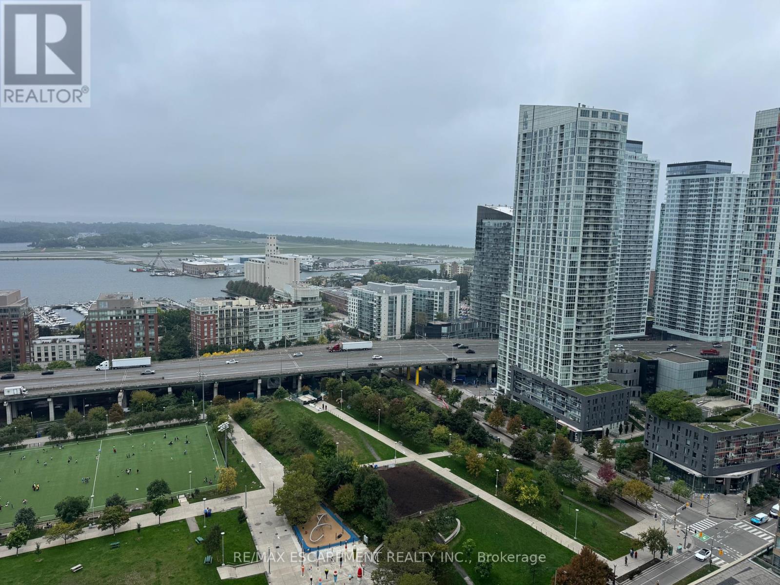 3108 - 15 Iceboat Terrace, Toronto, Ontario  M5V 4A5 - Photo 27 - C12427238