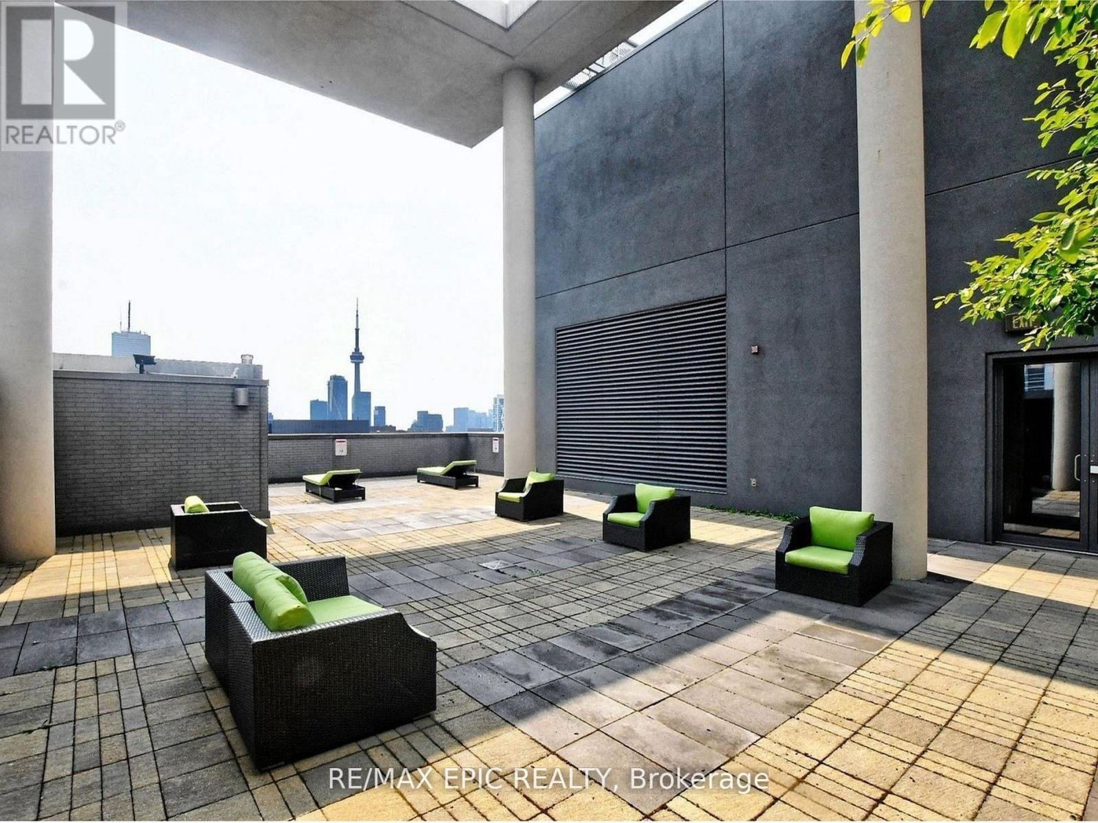 Ph203 - 770 Bay Street, Toronto, Ontario  M5G 1N6 - Photo 9 - C12439619
