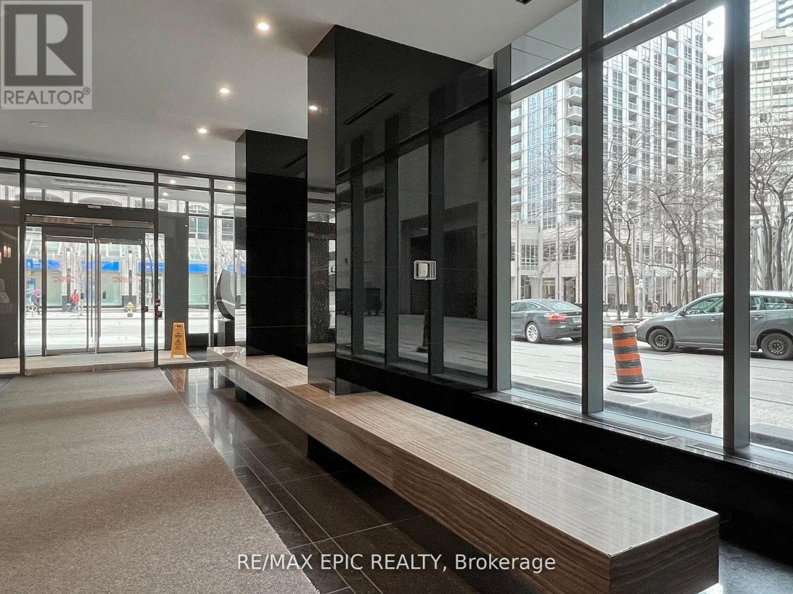 Ph203 - 770 Bay Street, Toronto, Ontario  M5G 1N6 - Photo 11 - C12439619