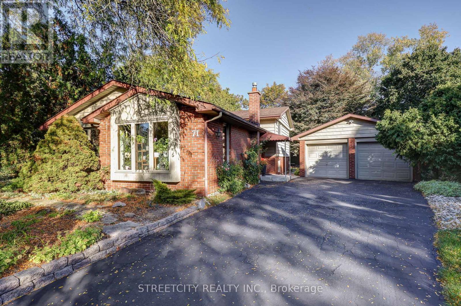 71 Glenburnie Crescent, London North (North H), Ontario  N5X 2A1 - Photo 1 - X12473458