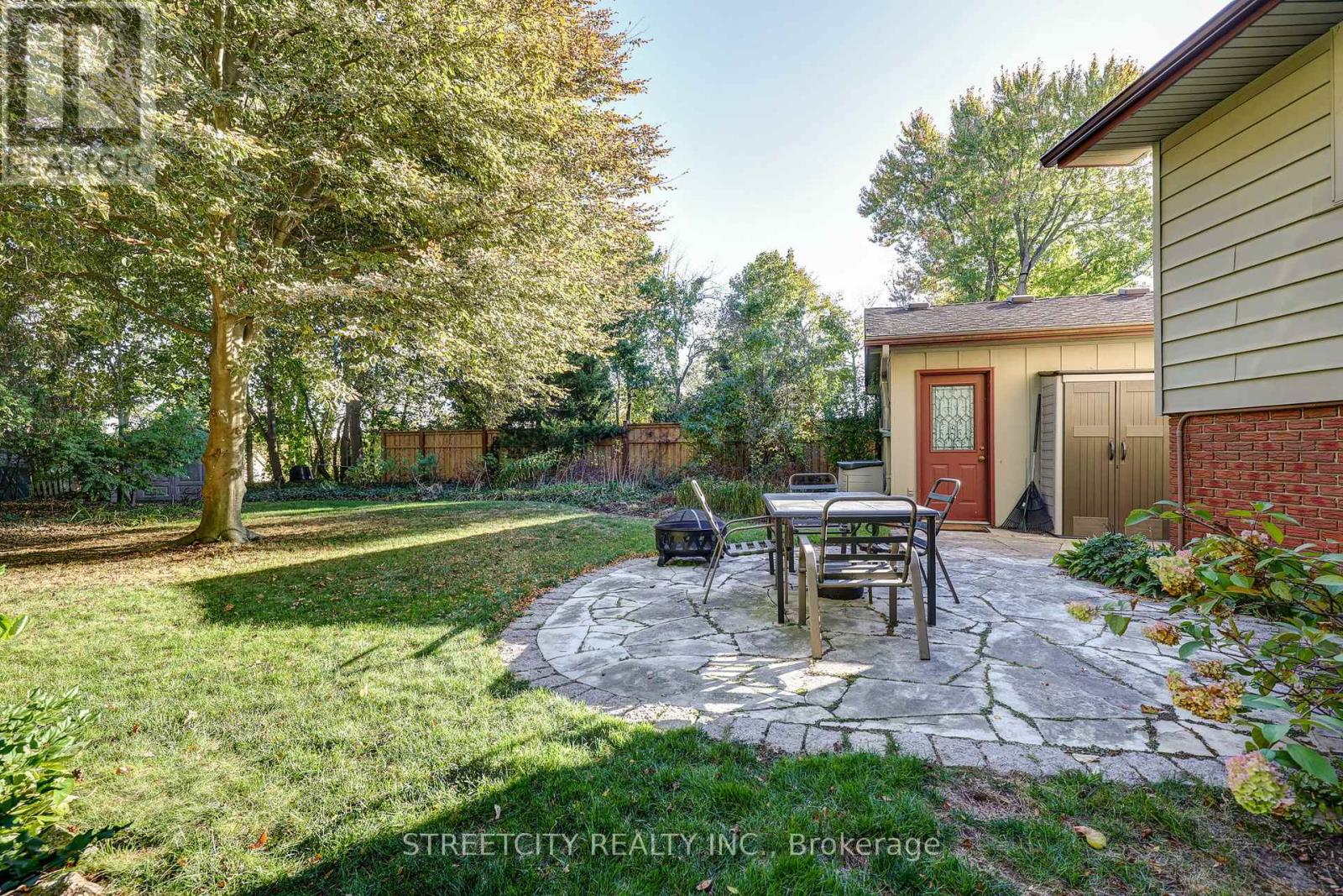 71 Glenburnie Crescent, London North (North H), Ontario  N5X 2A1 - Photo 12 - X12473458