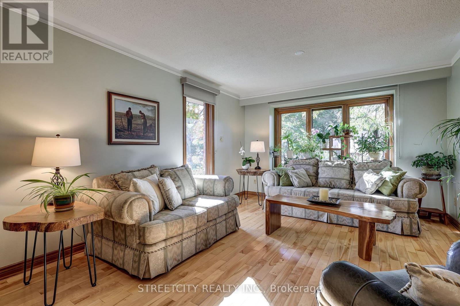 71 Glenburnie Crescent, London North (North H), Ontario  N5X 2A1 - Photo 19 - X12473458