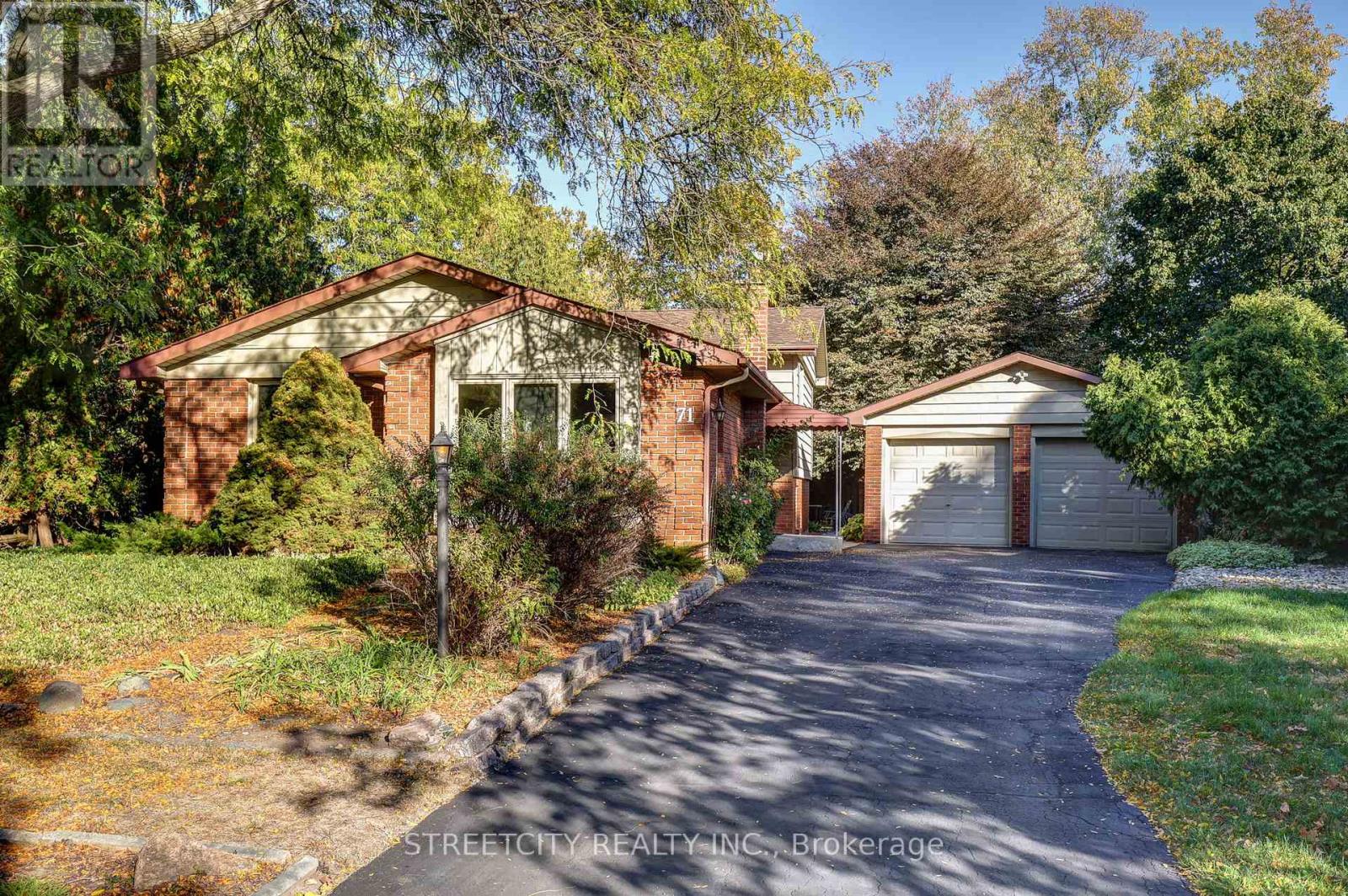 71 Glenburnie Crescent, London North (North H), Ontario  N5X 2A1 - Photo 2 - X12473458