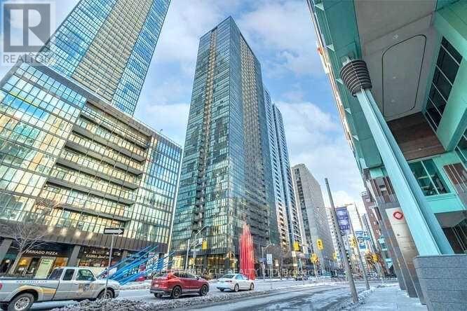 4108 - 110 Charles Street E, Toronto, Ontario  M4Y 1T5 - Photo 4 - C12473368