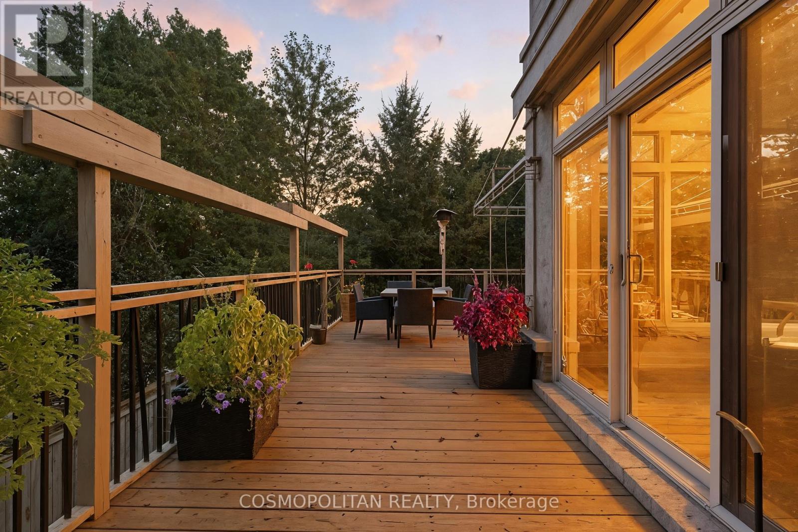 5 Brooklyn Court, St. Catharines, Ontario  L2N 7S6 - Photo 4 - X12459144